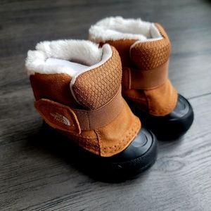 The North Face Toddler Snow Boots NWT | size 4